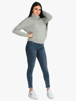 New Collection Jeans push up sfrangiato da donna
