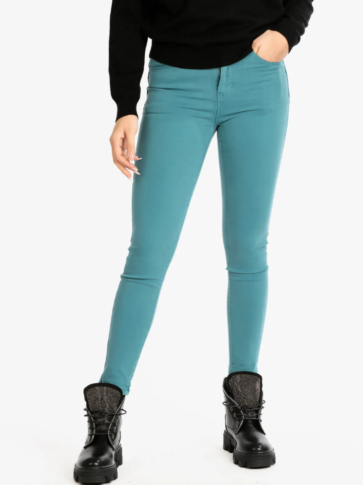 New Collection Pantaloni slim fit da donna
