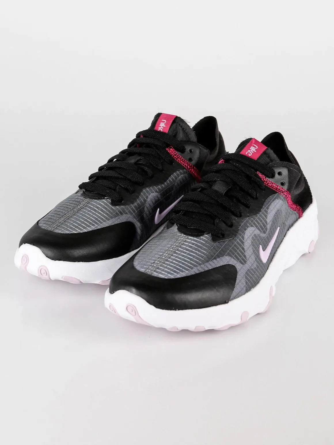 Nike RENEW LUCENT Scarpe running nere