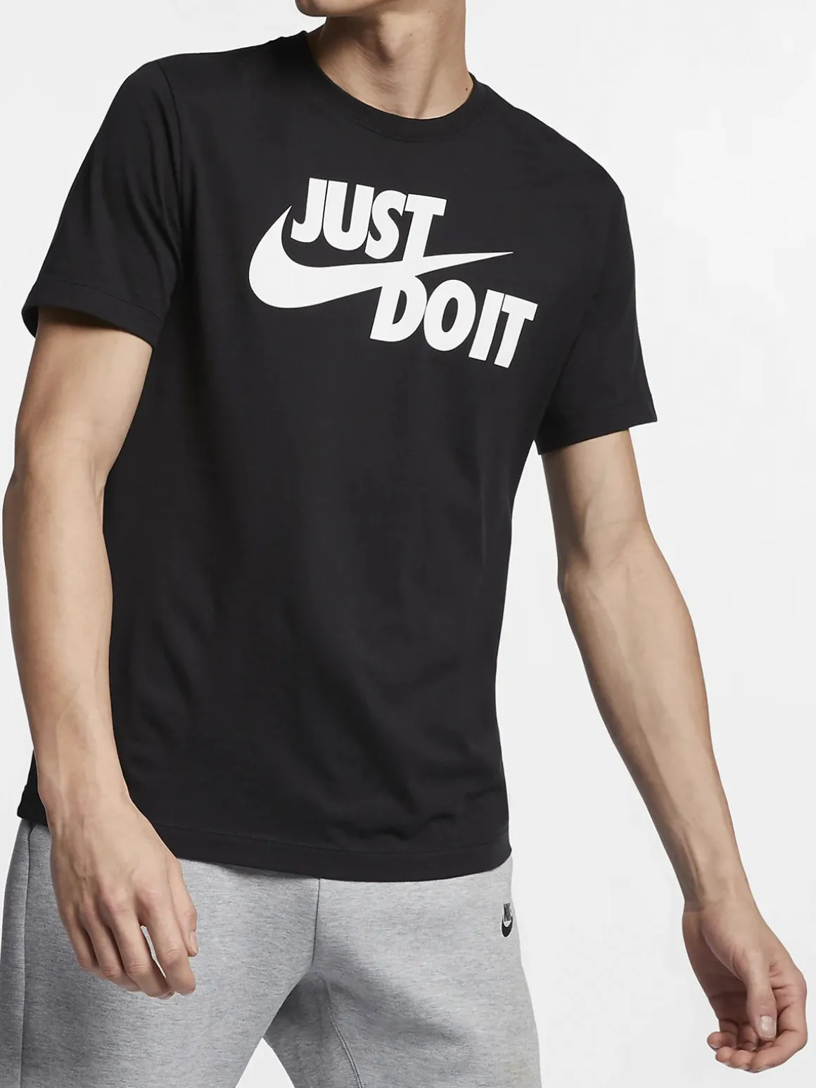 Nike Sportswear t-shirt girocollo da uomo con logo