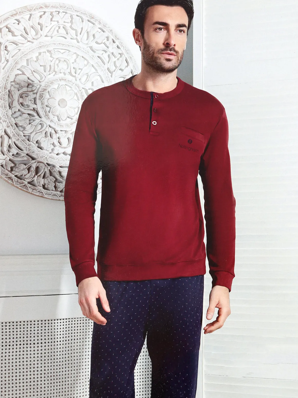 Nottingham Pigiama lungo da uomo in cotone interlock con taschino - bordeaux