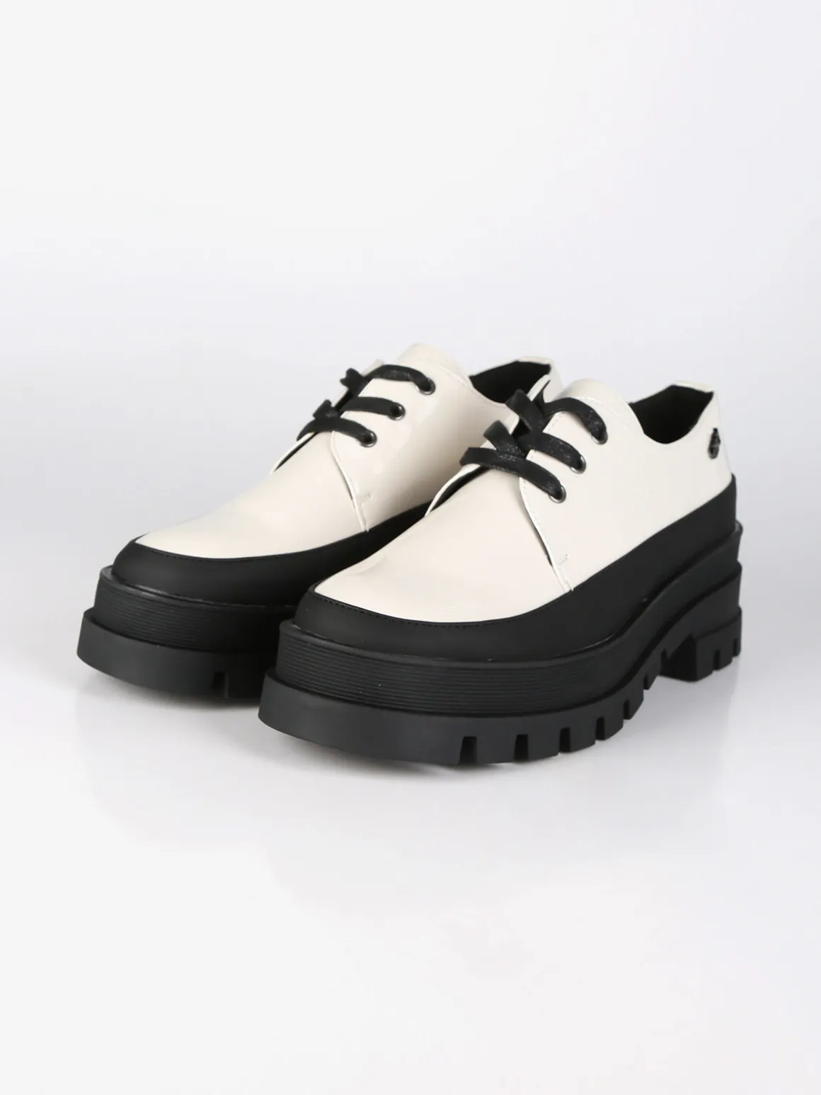 Osey Francesine da donna in vernice con platform