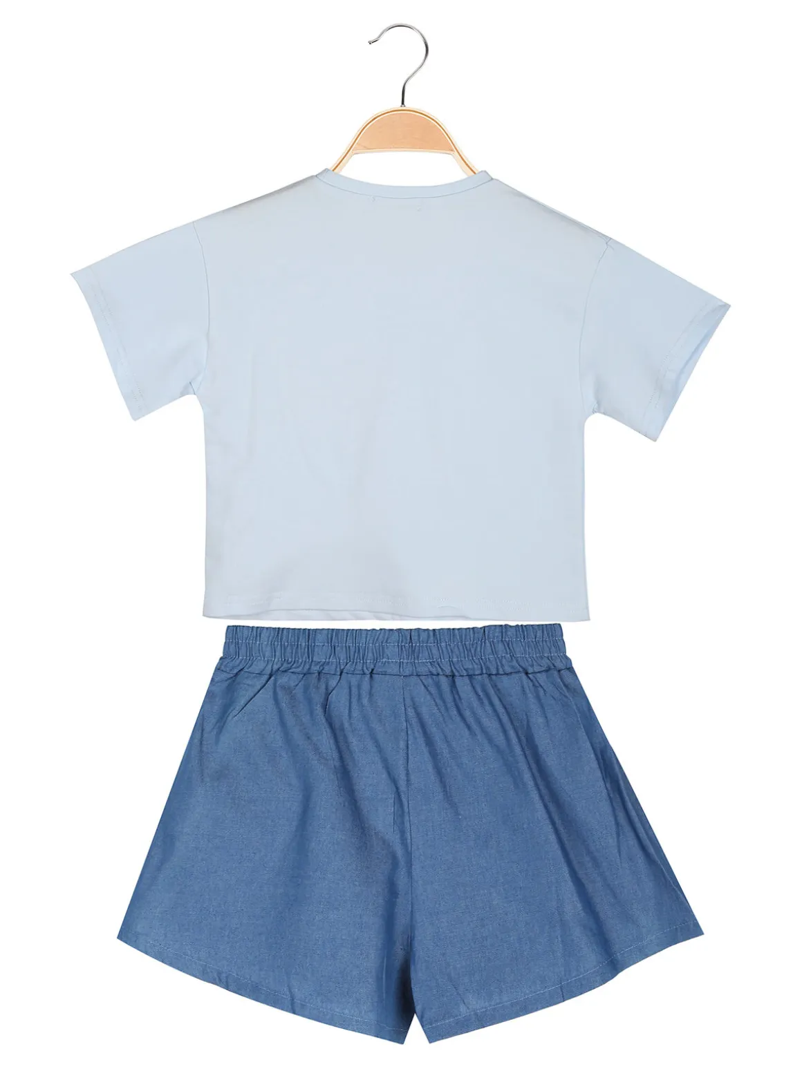 Pastello Completo da bambina con t-shirt cropped e shorts in jeans con strass