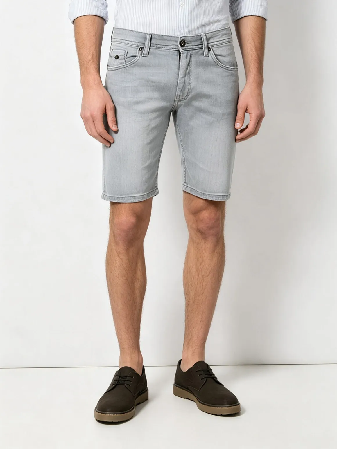 Rifle Bermuda da uomo in jeans - grigio