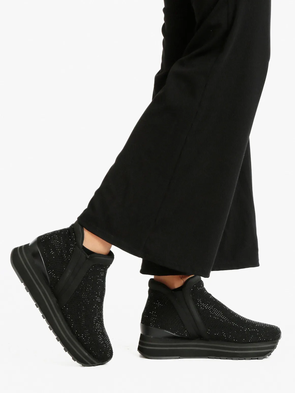 Saralòpez Sneakers alte da donna con strass