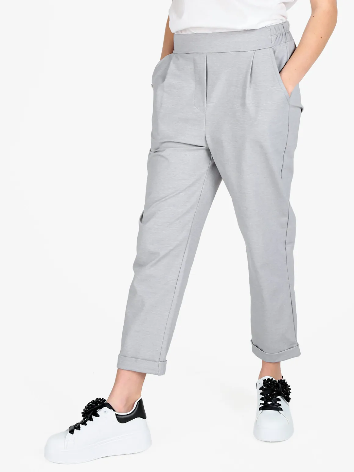 Sisan Pantaloni casual da donna con risvolto