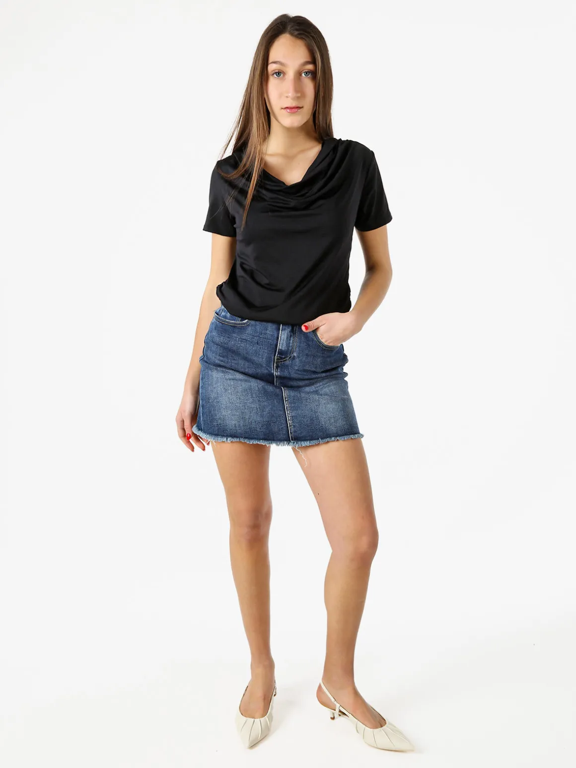 Solada Blusa donna a maniche corte con scollo a cascata - nero