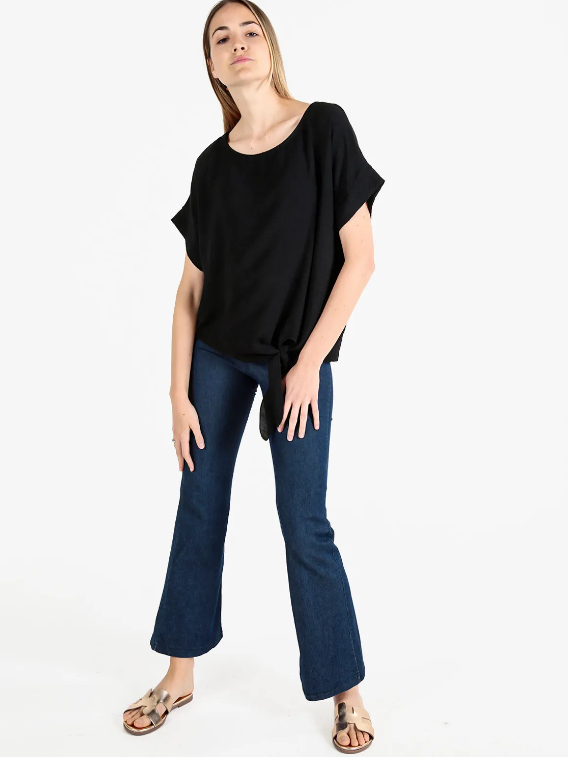 Solada Blusa donna a maniche corte con nodo sul fondo