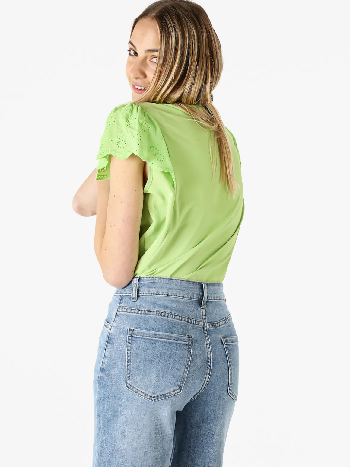 Solada Blusa donna con maniche corte in pizzo macramè - verde chiaro