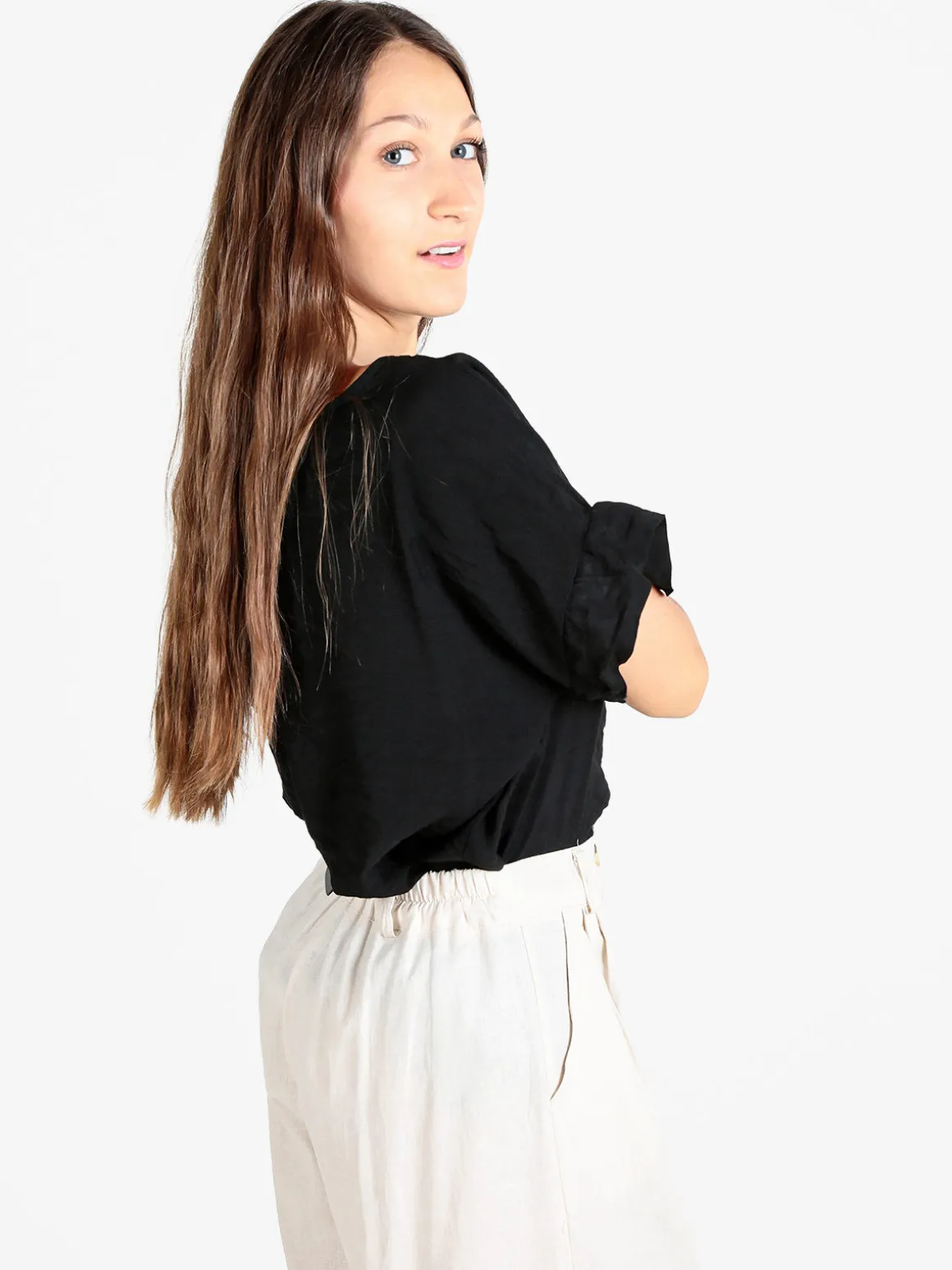 Solada Blusa donna con maniche corte a volant