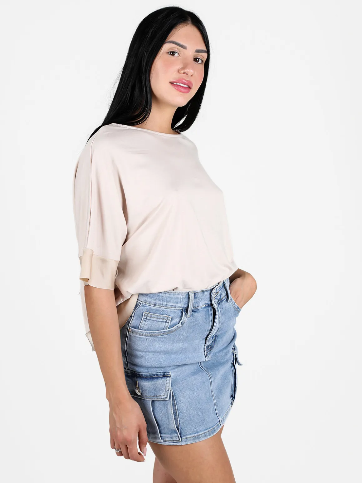 Solada Blusa donna con maniche corte a pipistrello e bottoni dietro