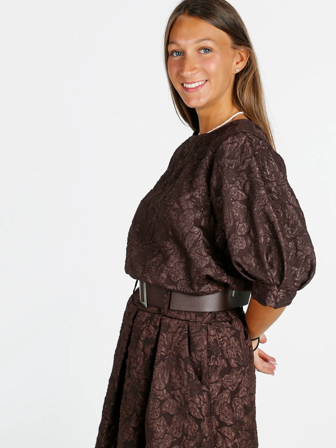 Solada Blusa donna con ricami e maniche corte a palloncino - moro