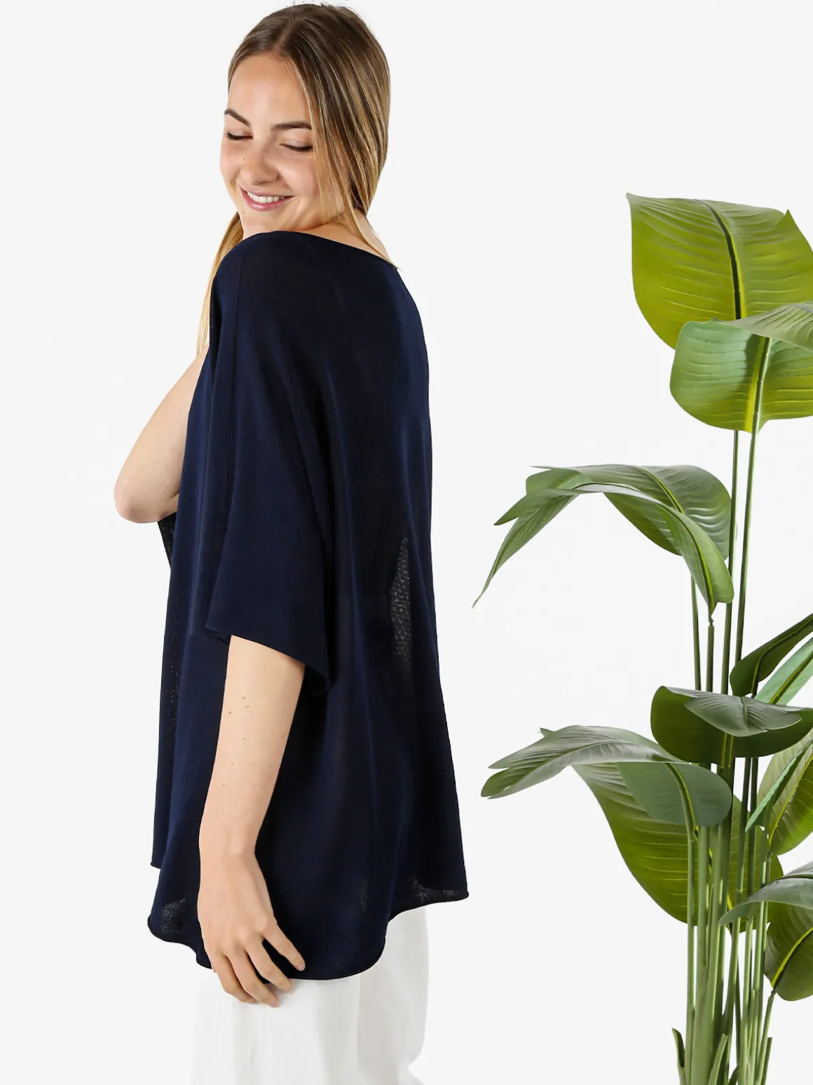 Solada Blusa donna in viscosa con maniche corte a pipistrello - blu scuro