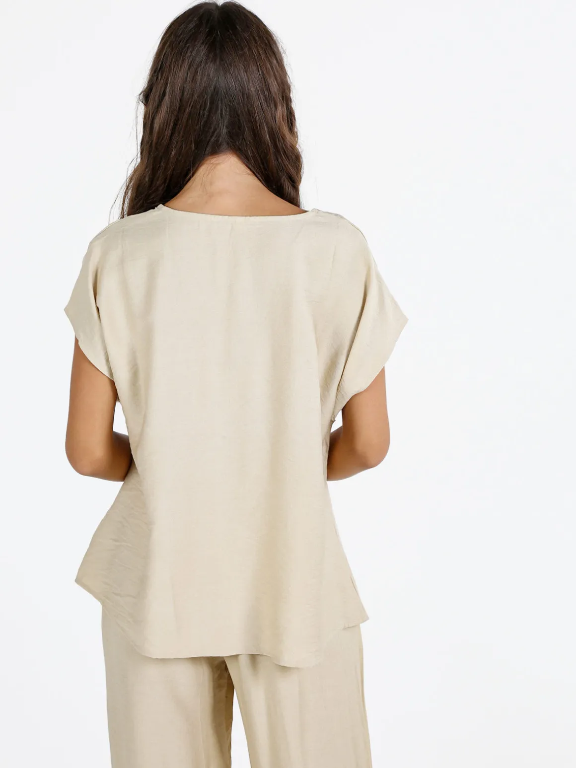 Solada Blusa donna senza maniche con scollo a V - beige