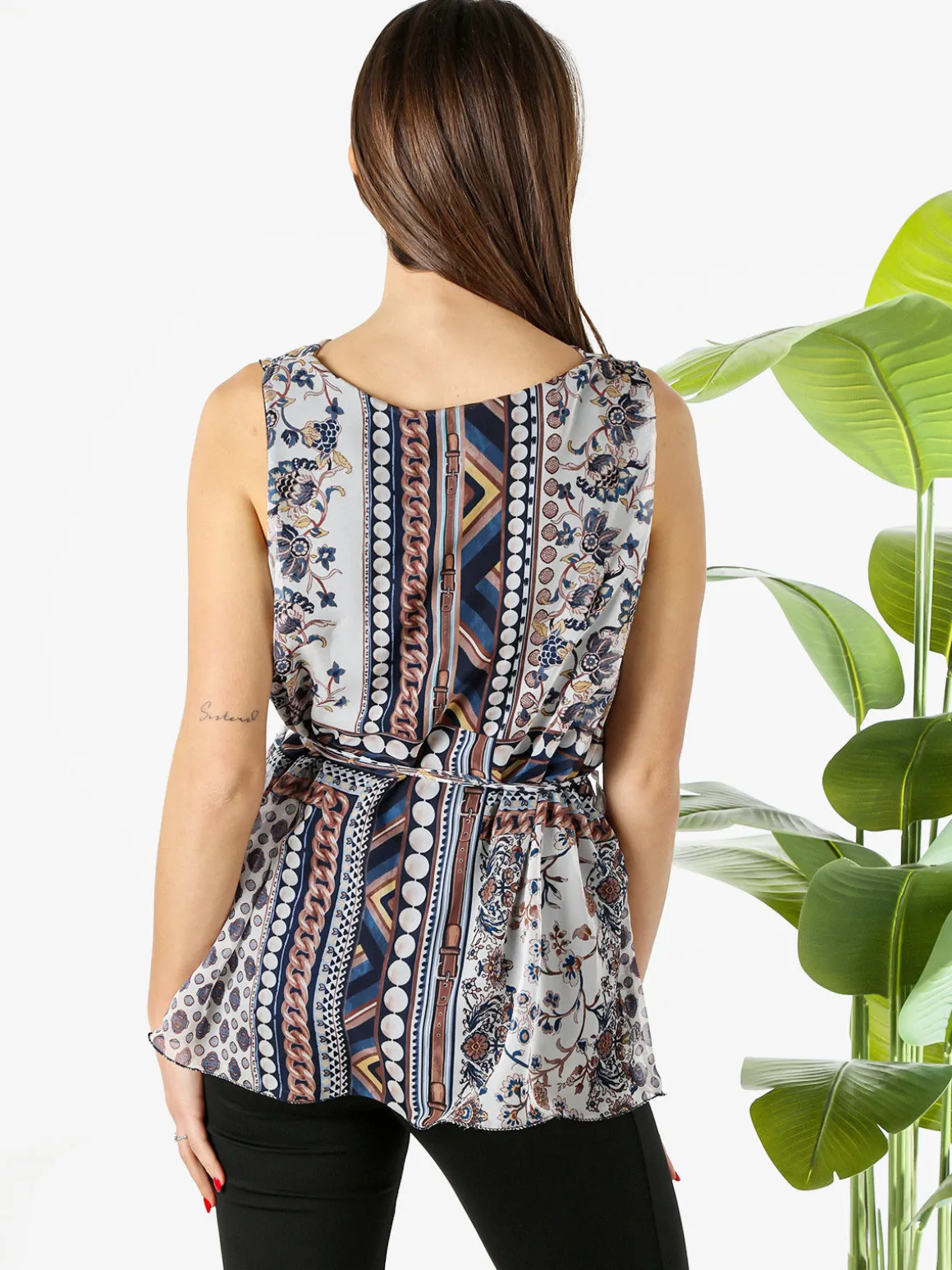 Solada Blusa donna smanicata con scollo a cascata e stampe - blu scuro