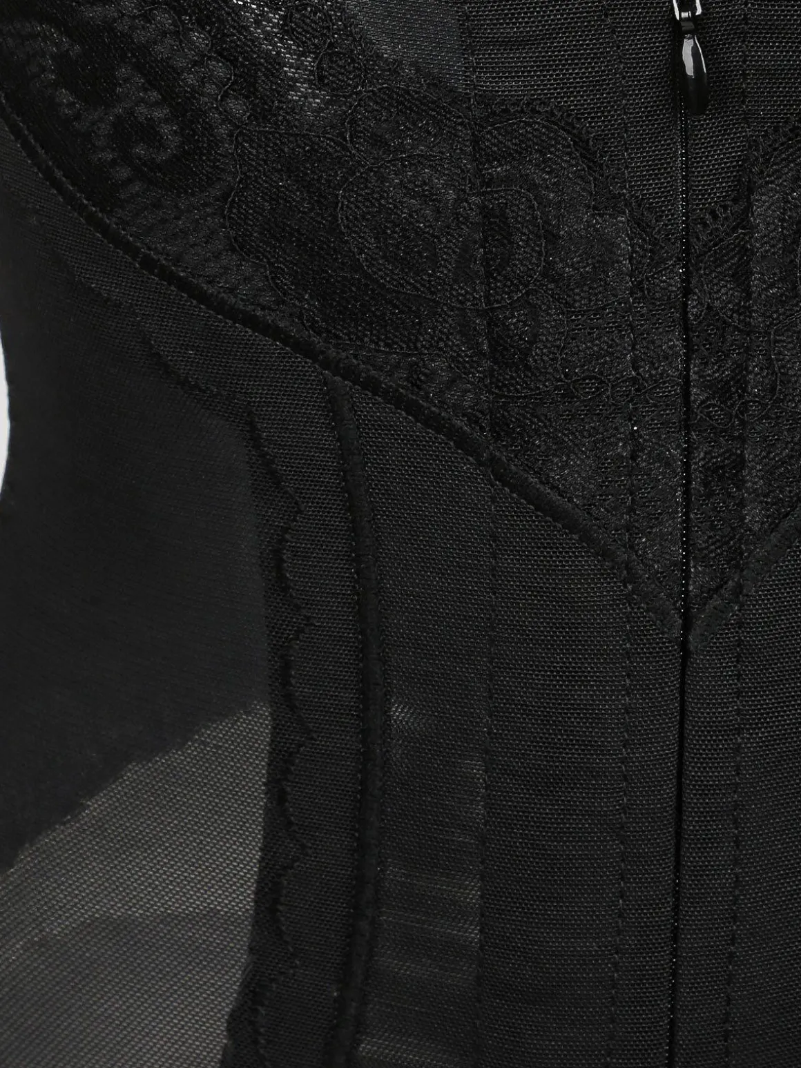 Solada Body modellante con pizzo