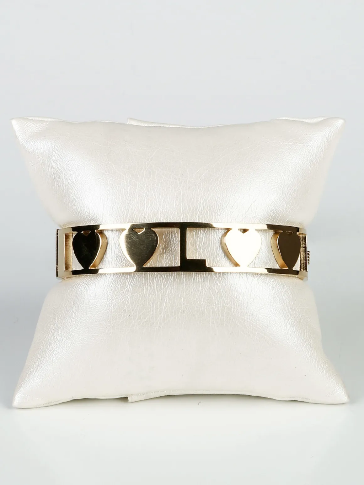 Solada Bracciale rigido L oro