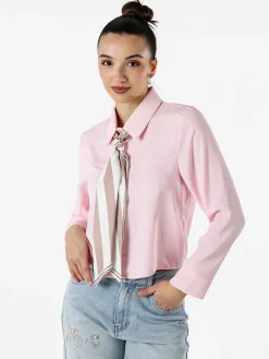 Solada Camicia crop da donna a maniche lunghe con cravattino a foulard - rosa