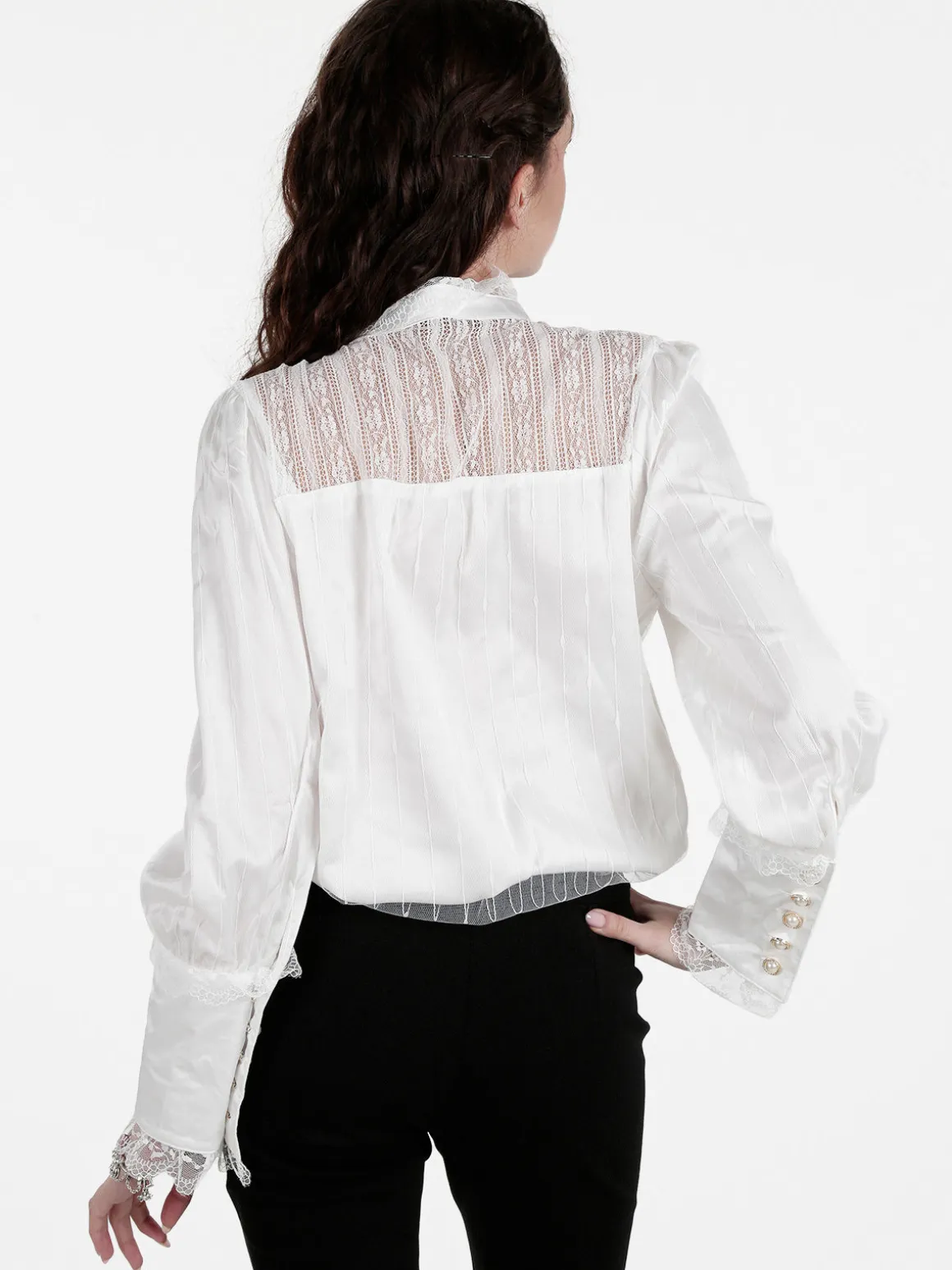 Solada Camicia donna con bottoni di perle e pizzo
