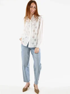 Solada Camicia donna in cotone a maniche lunghe con ricami traforati - bianco