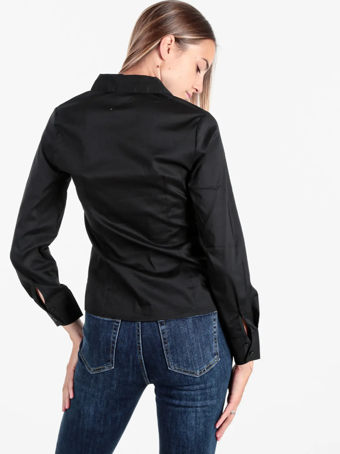 Solada Camicia donna slim fit a maniche lunghe - nero