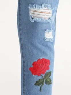 Solada Jeans boyfriend strappati con ricami fiorati