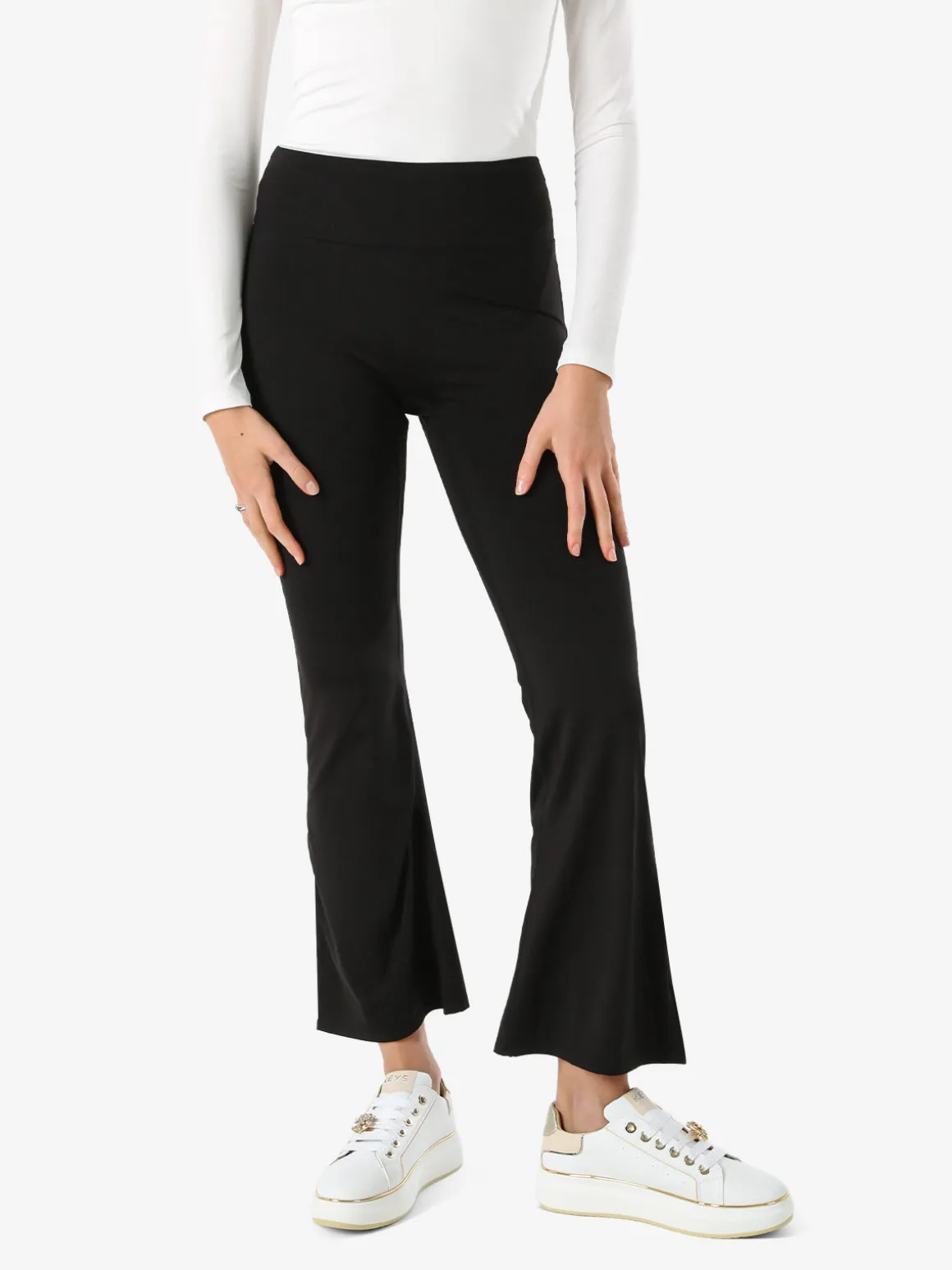 Solada Leggings donna a zampa con arricciatura posteriore effetto push-up - nero