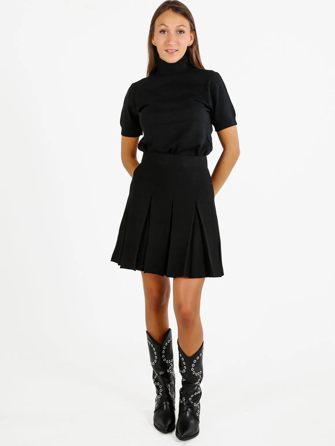 Solada Maglia donna dolcevita a maniche corte - nero