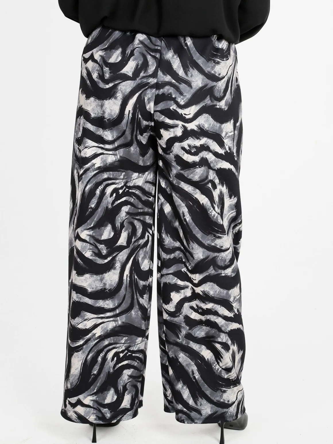 Solada Pantaloni donna a gamba larga con stampa fantasia - grigio