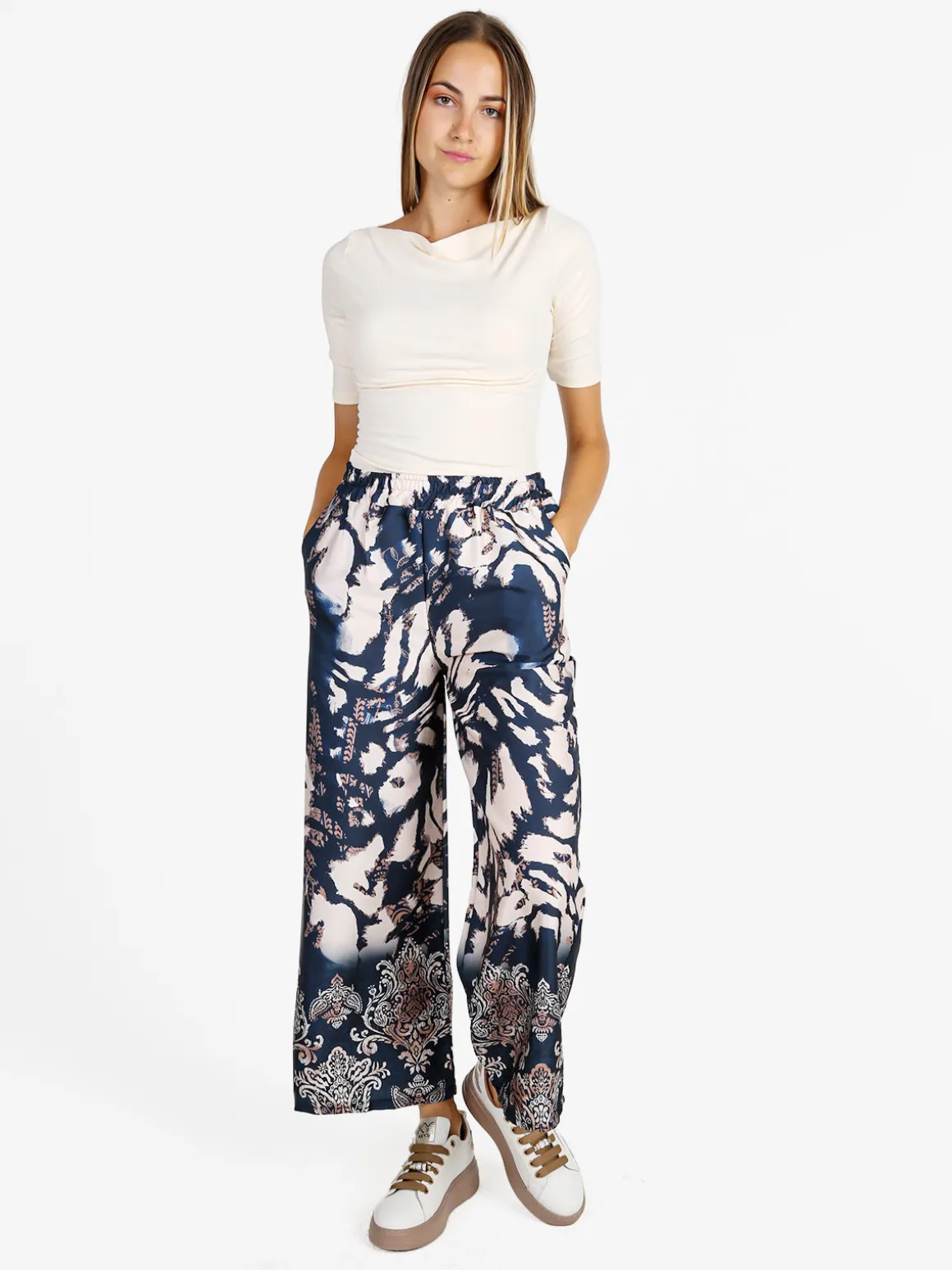 Solada Pantaloni donna effetto raso con stampe - blu scuro