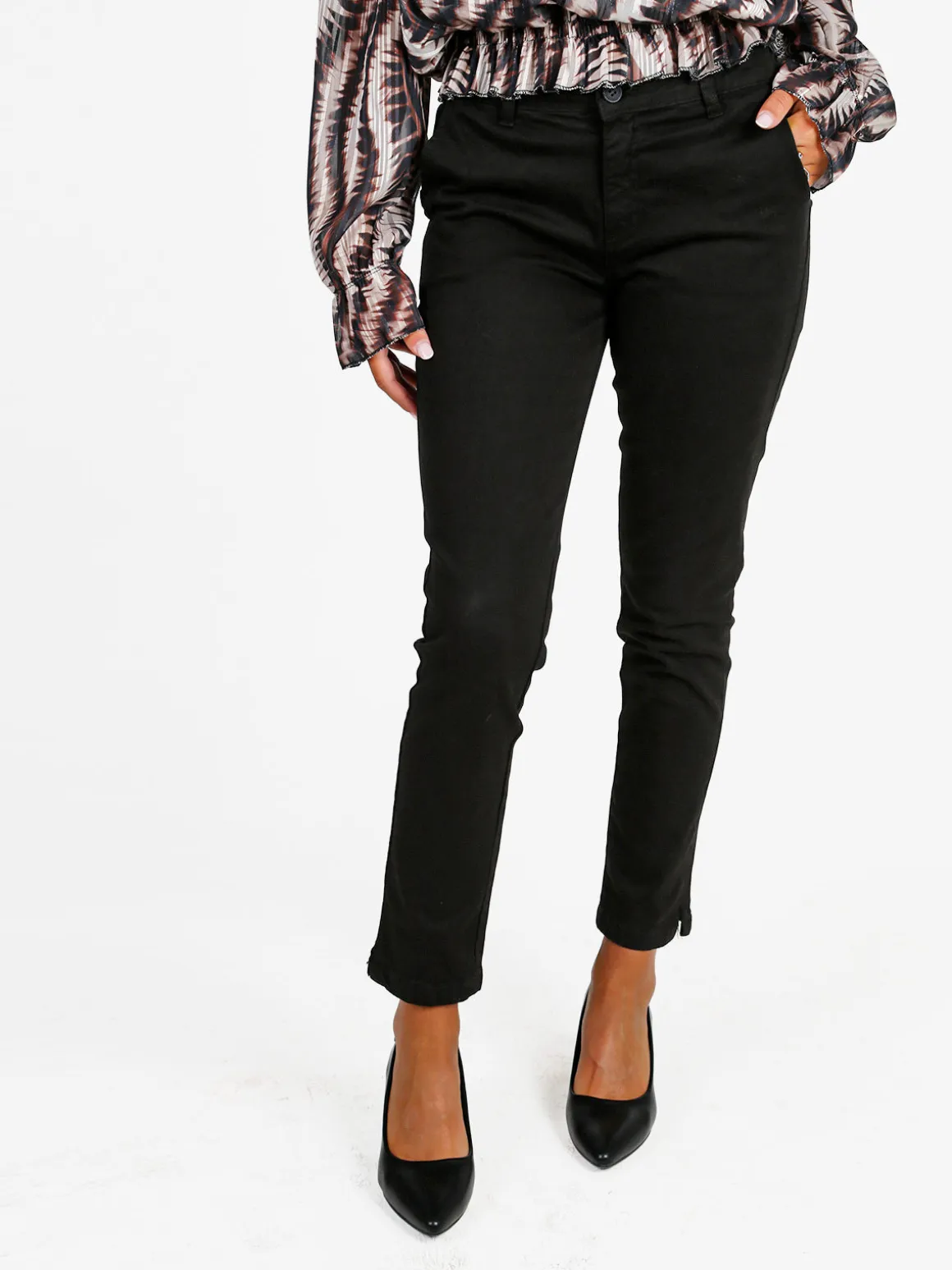 Solada Pantaloni donna slim fit a vita bassa - moro