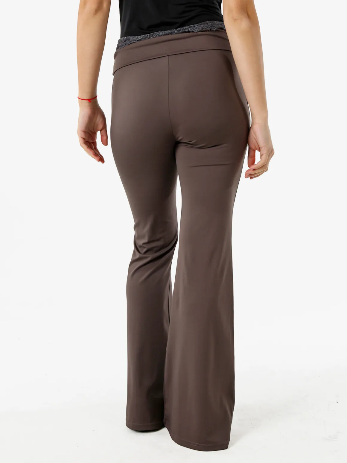 Solada Pantaloni eleganti a zampa con pizzo in vita - moro