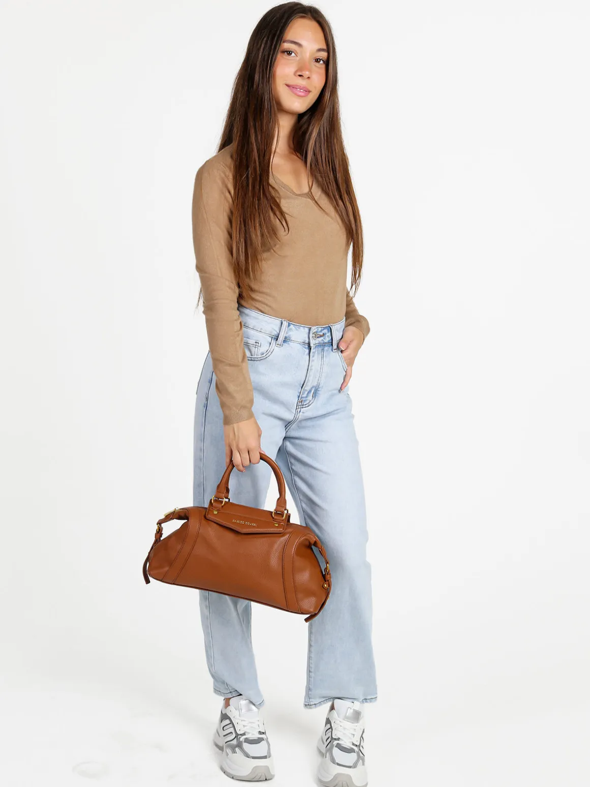 Solada Pullover donna con scollo a V - cammello