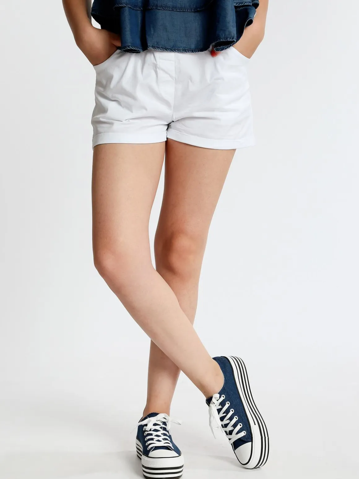Solada Shorts in cotone con risvolto