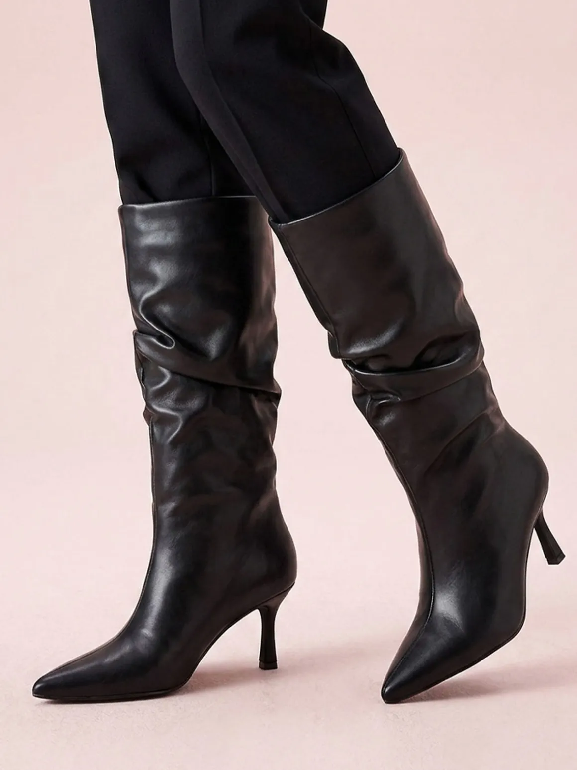 Solada Stivali donna slouchy con tacco a rocchetto - nero