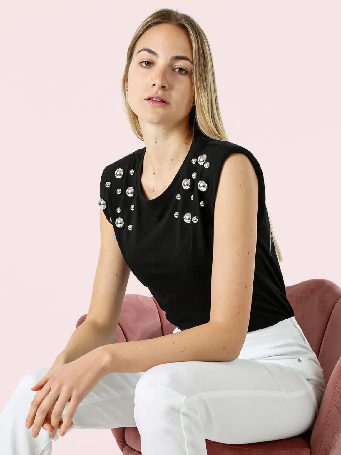 Solada Top donna in cotone con borchie - nero