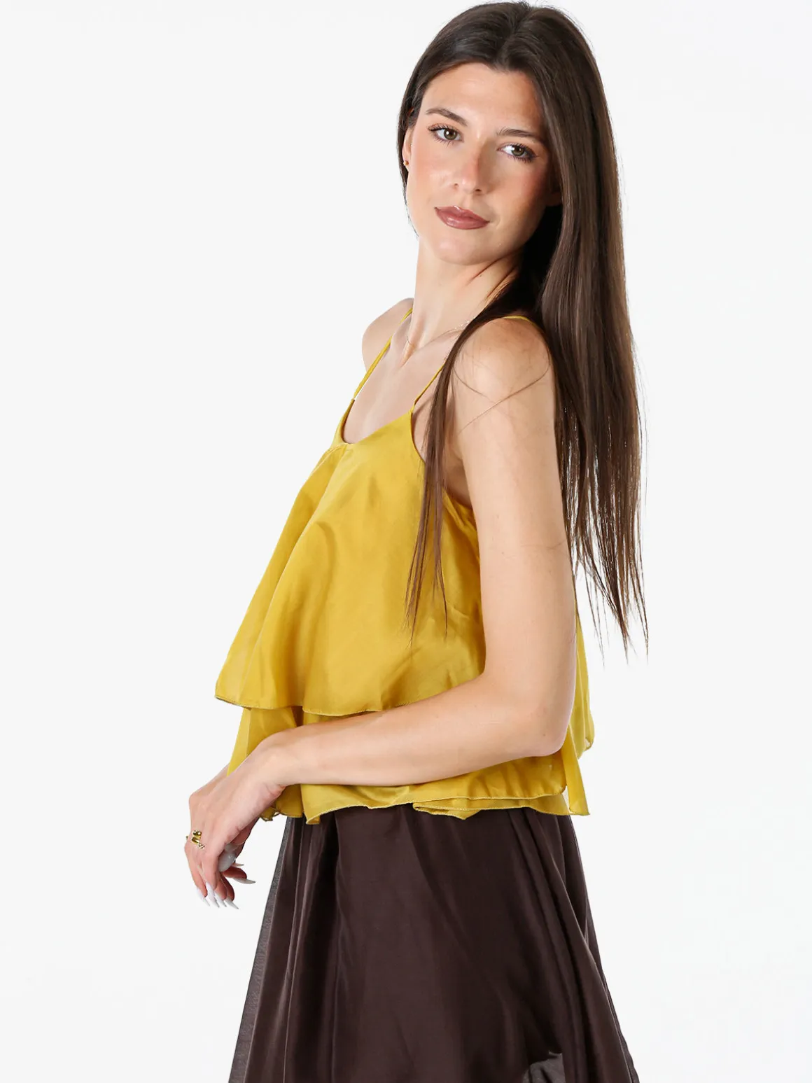 Solada Top donna leggero con spalline strette e balza - senape