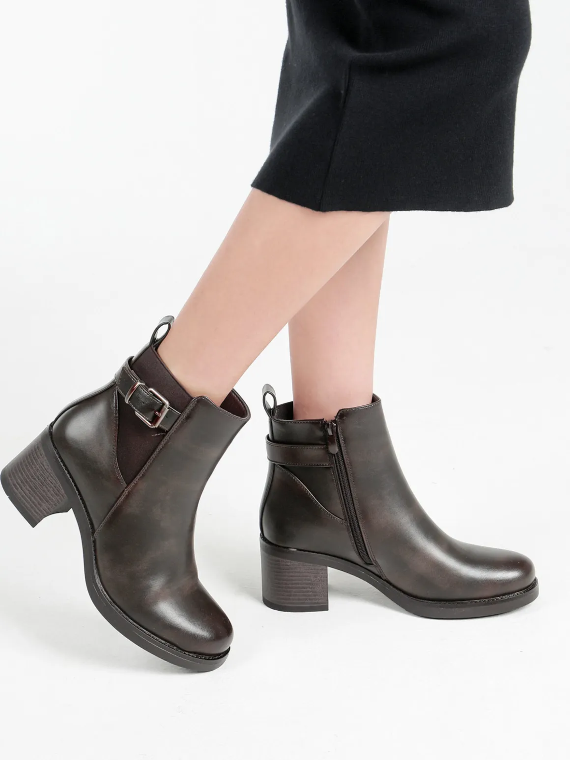 Solada Tronchetti donna con tacco largo e zip