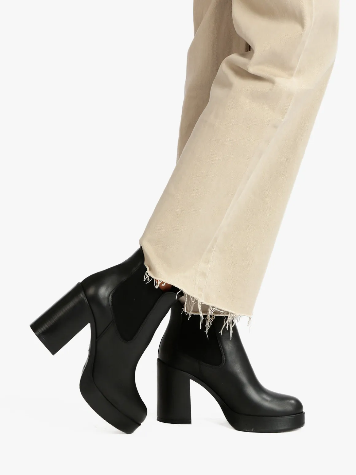 Solada Tronchetto Chelsea in pelle donna