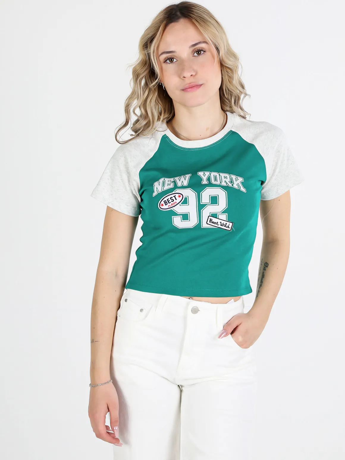 Solada T-shirt crop da donna in cotone con stampa
