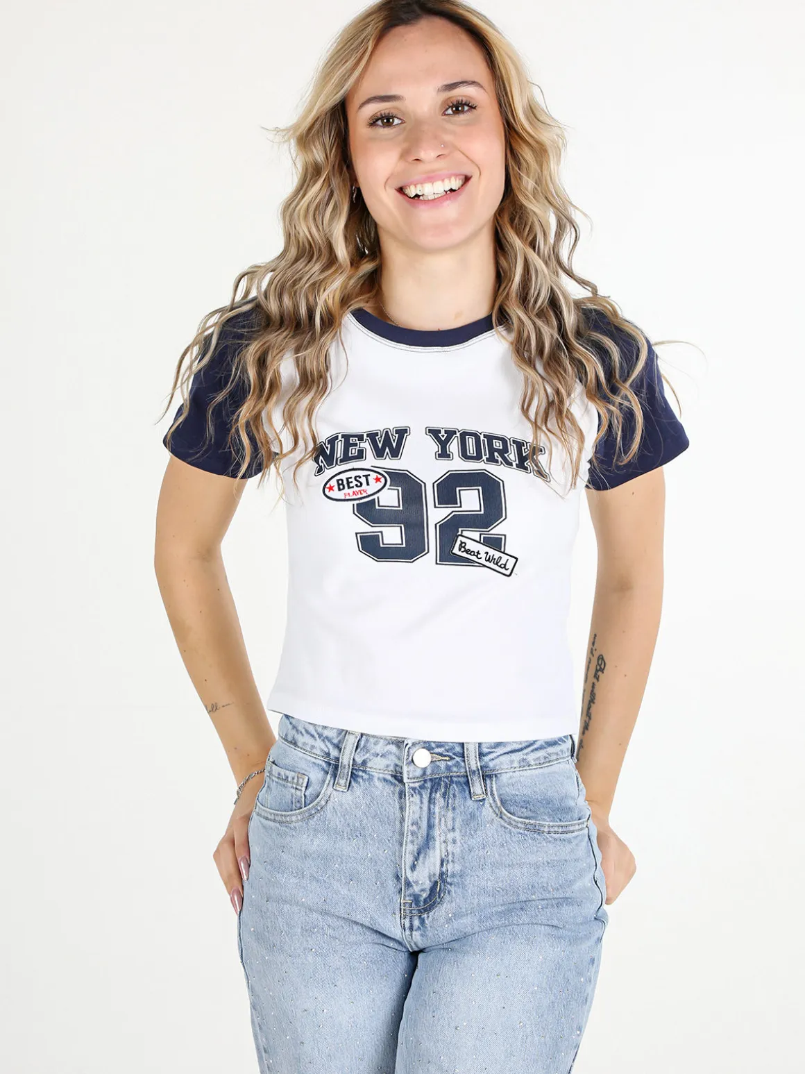 Solada T-shirt crop da donna in cotone con stampa