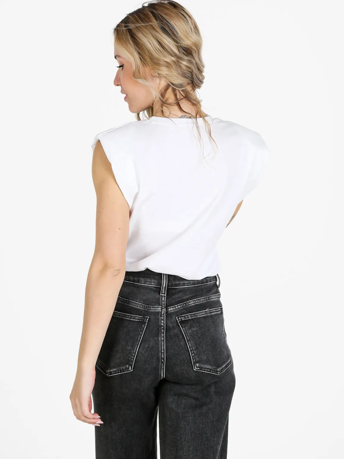 Solada T-shirt donna in cotone con spalline imbottite