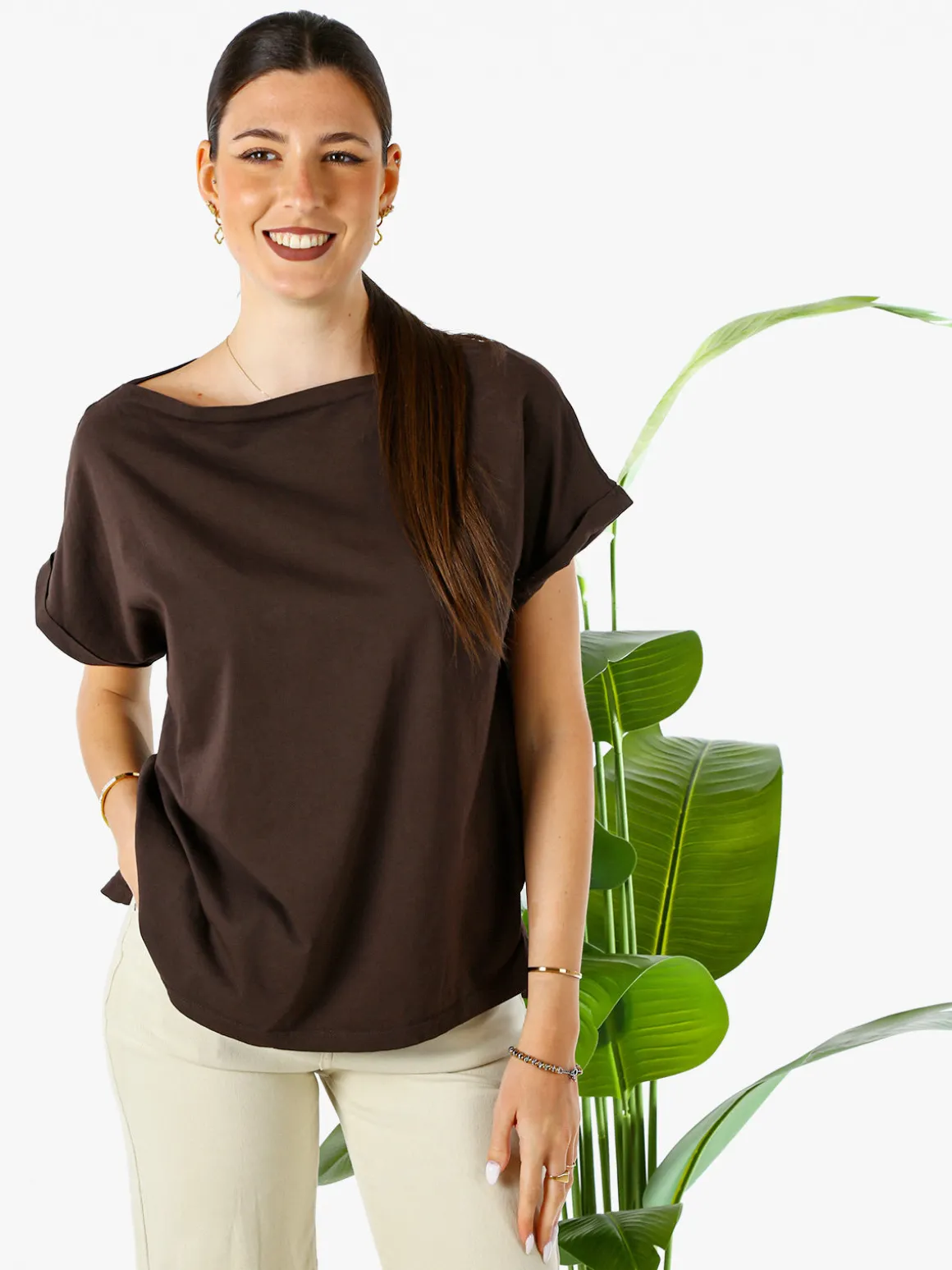 Solada T-shirt donna in cotone con scollo a barca - marrone