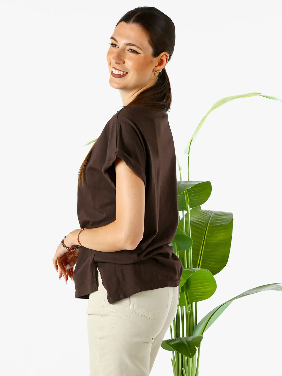 Solada T-shirt donna in cotone con scollo a barca - marrone
