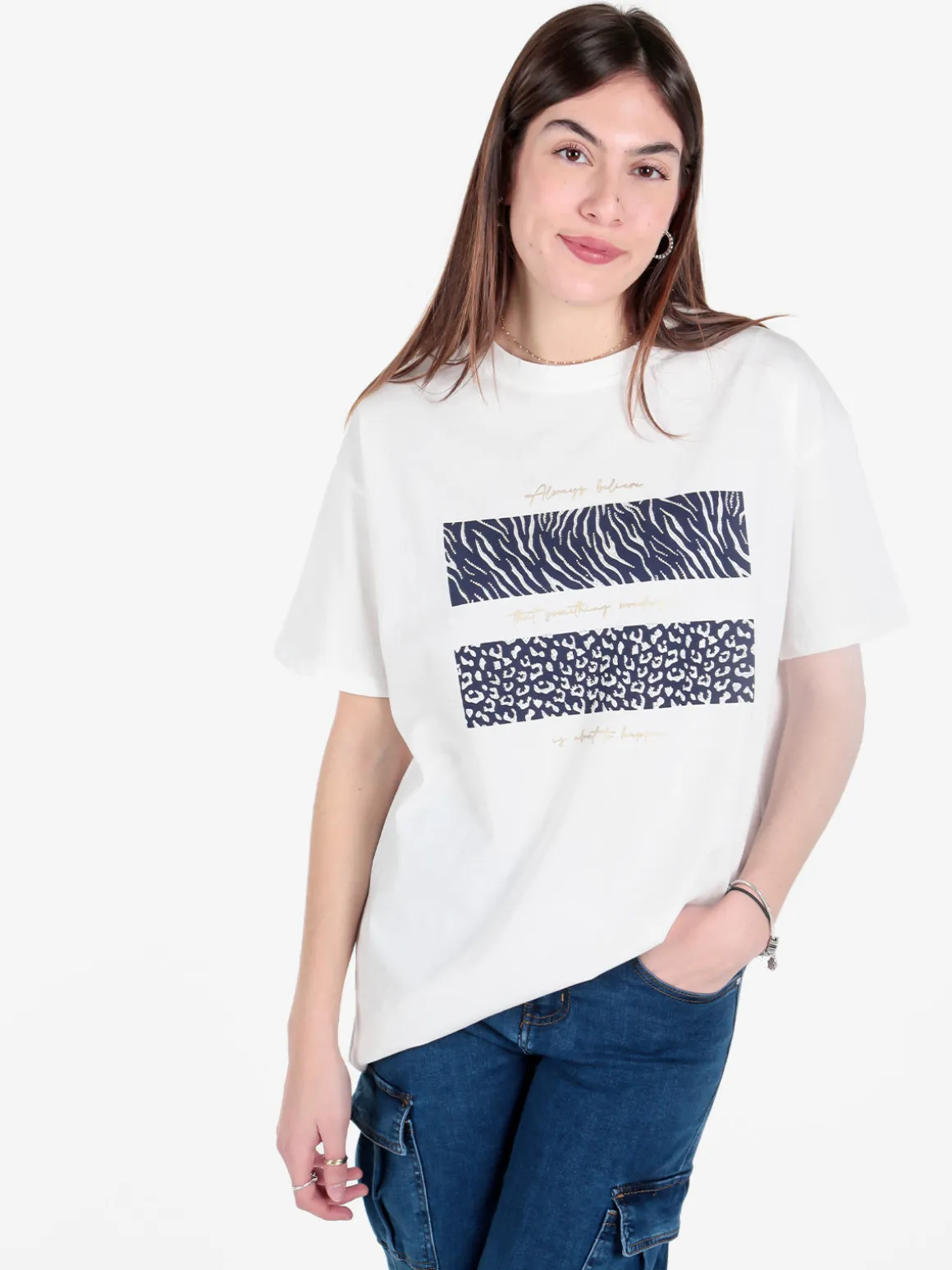 Solada T-shirt girocollo da donna con stampa e dettagli strass