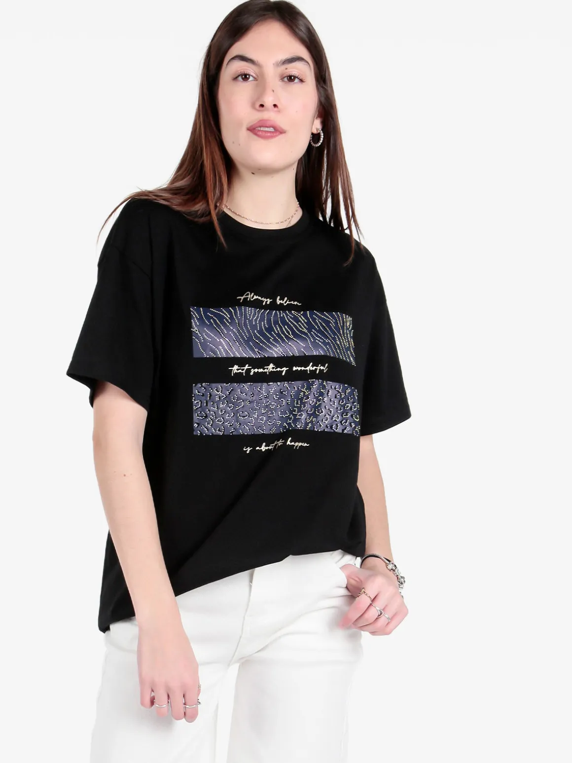 Solada T-shirt girocollo da donna con stampa e dettagli strass