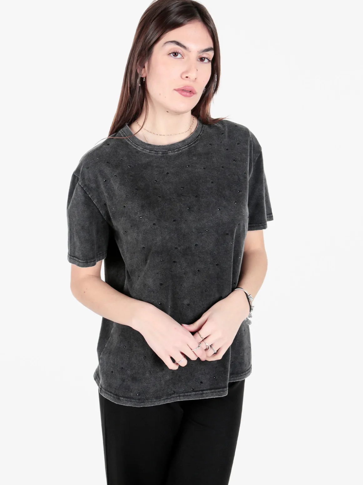 Solada T-shirt oversize da donna con borchie