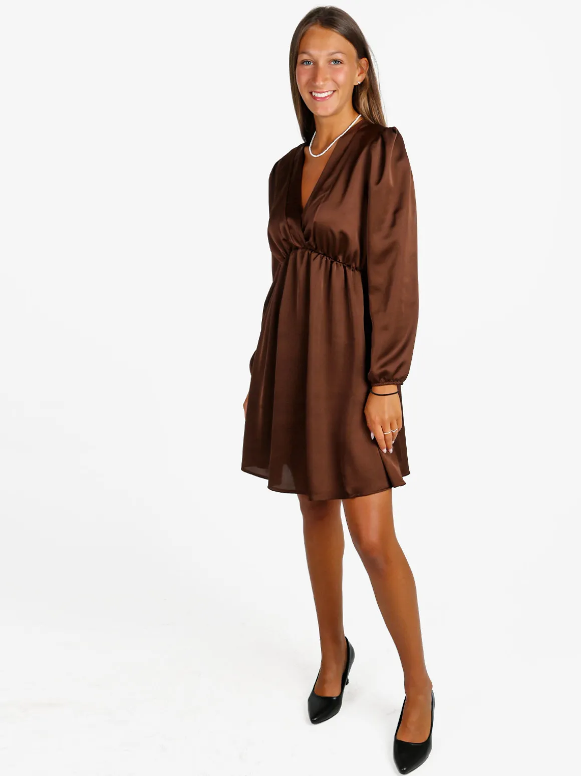 Solada Vestito donna a maniche lunghe con scollo a V - moro