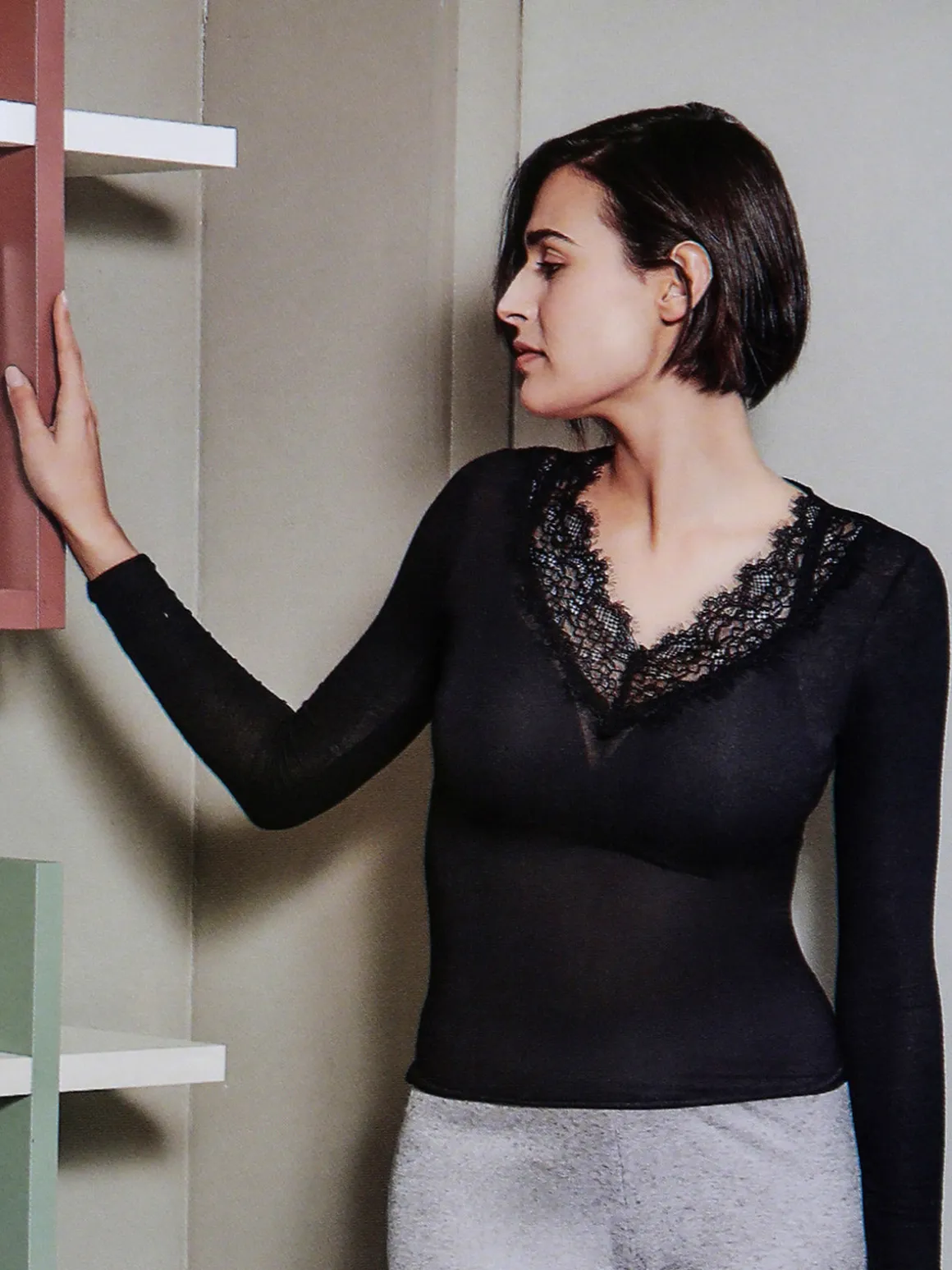 Sublyme T-shirt donna a maniche lunghe in cashmere con pizzo - nero