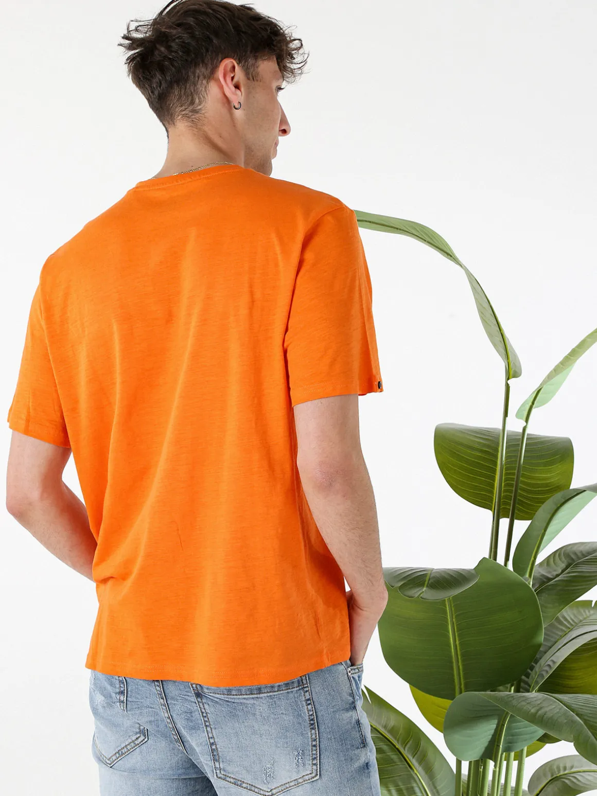 The People Rep T-shirt da uomo in cotone con bottoncini sullo scollo - arancione
